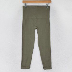 Spanx Pants Women Extra Large Green Leggings Shapewear Cropped Mid Rise Pull On